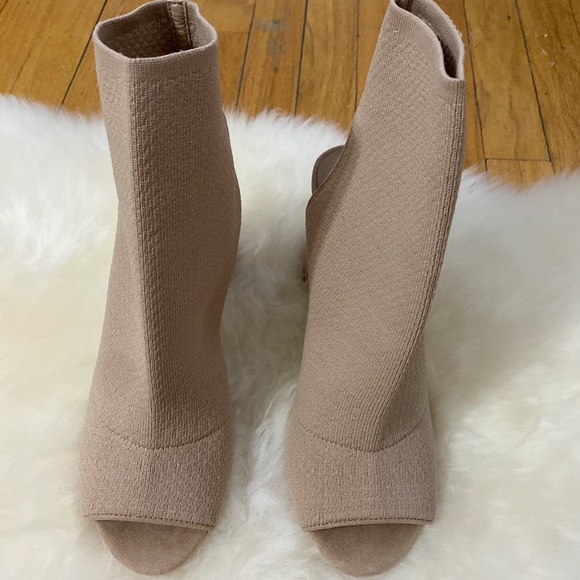 ALDO Umber Heels - Picture 2 of 5